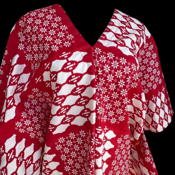 0127/ Red & White Batik Pattern Short Kaftan, Cotton Dress - Picture 12 of 14